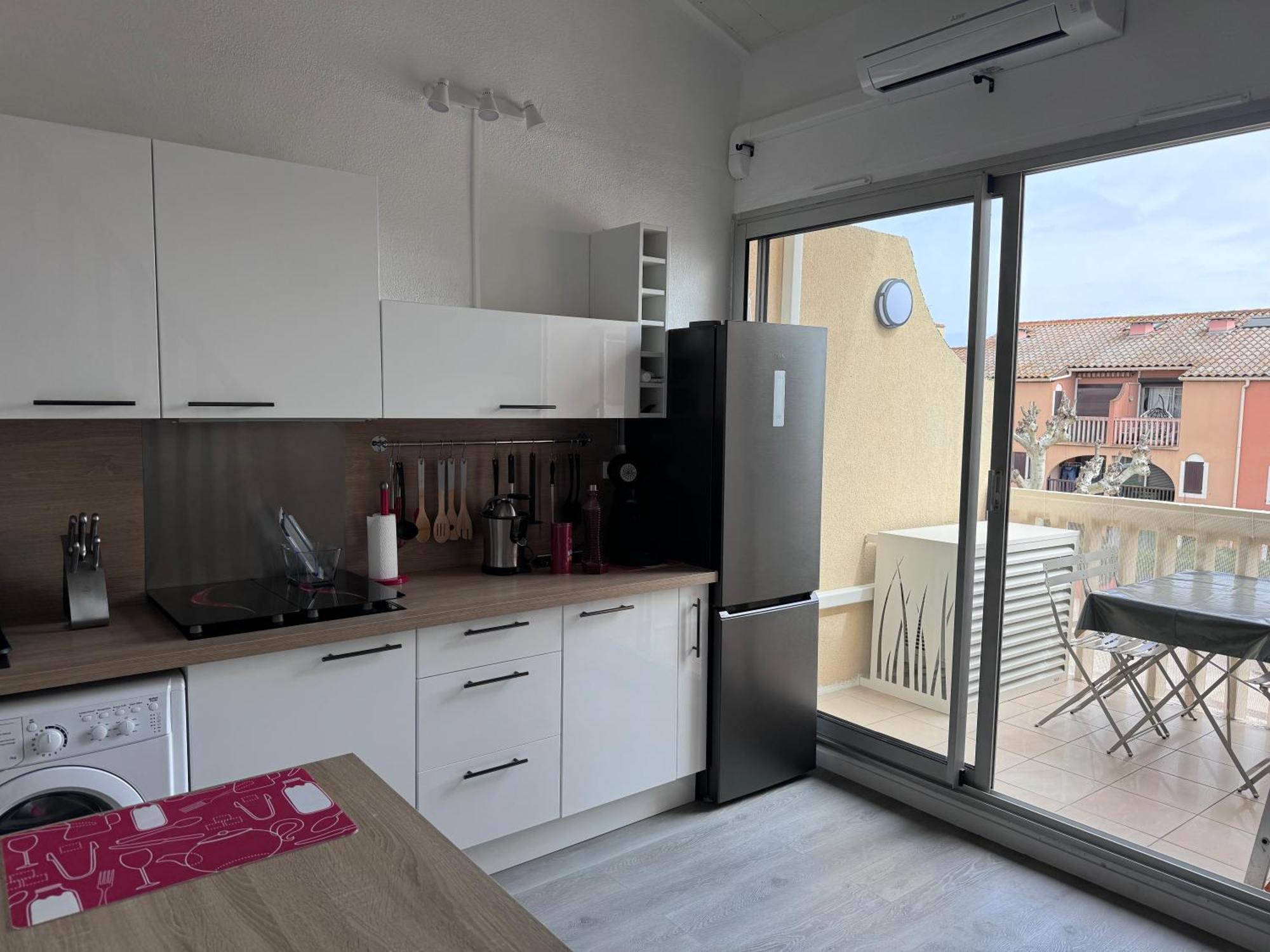 Duplex De 40m2 Avec Piscine A En Roussillon Appartement