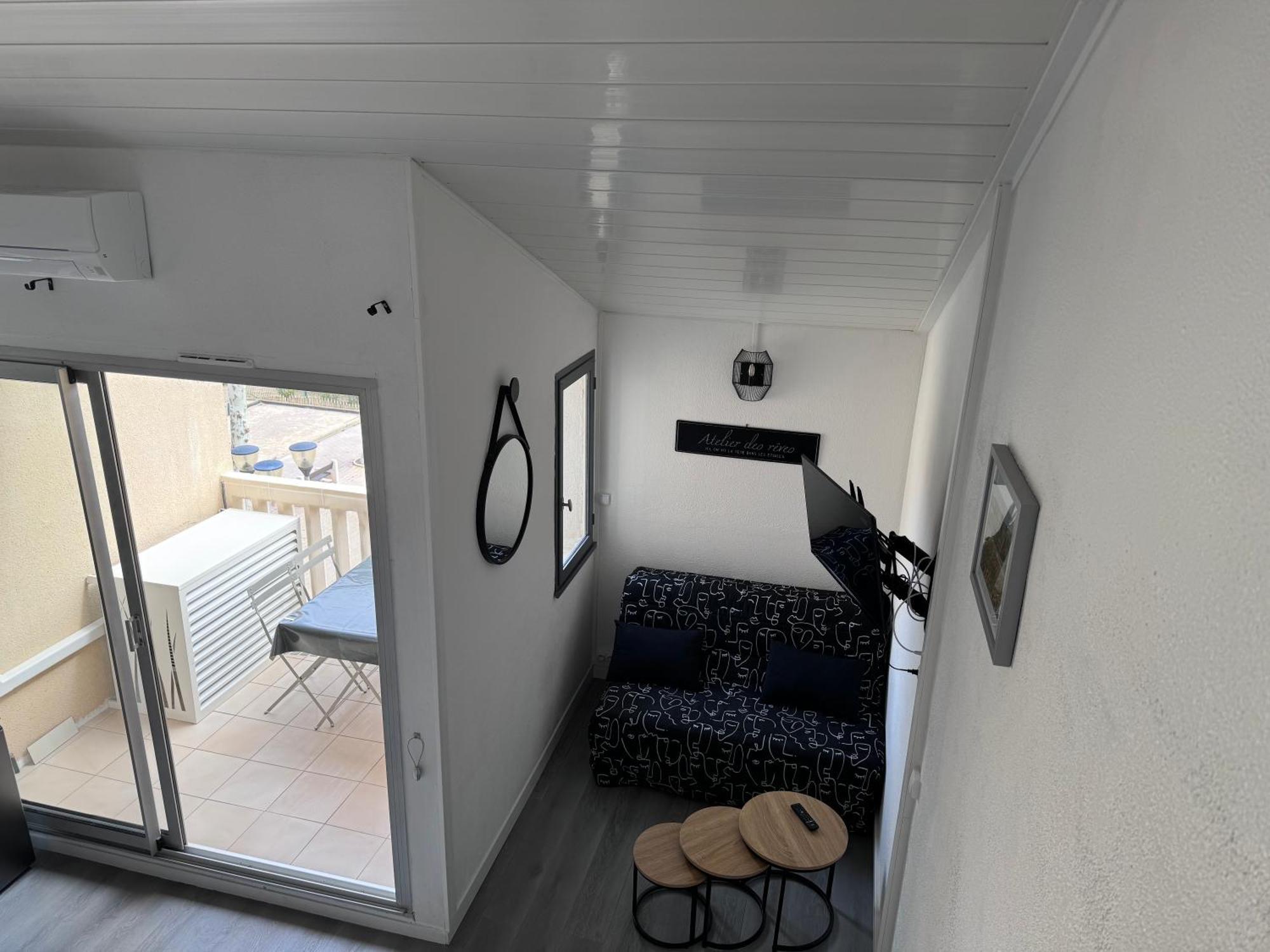 Duplex De 40m2 Avec Piscine A En Roussillon *