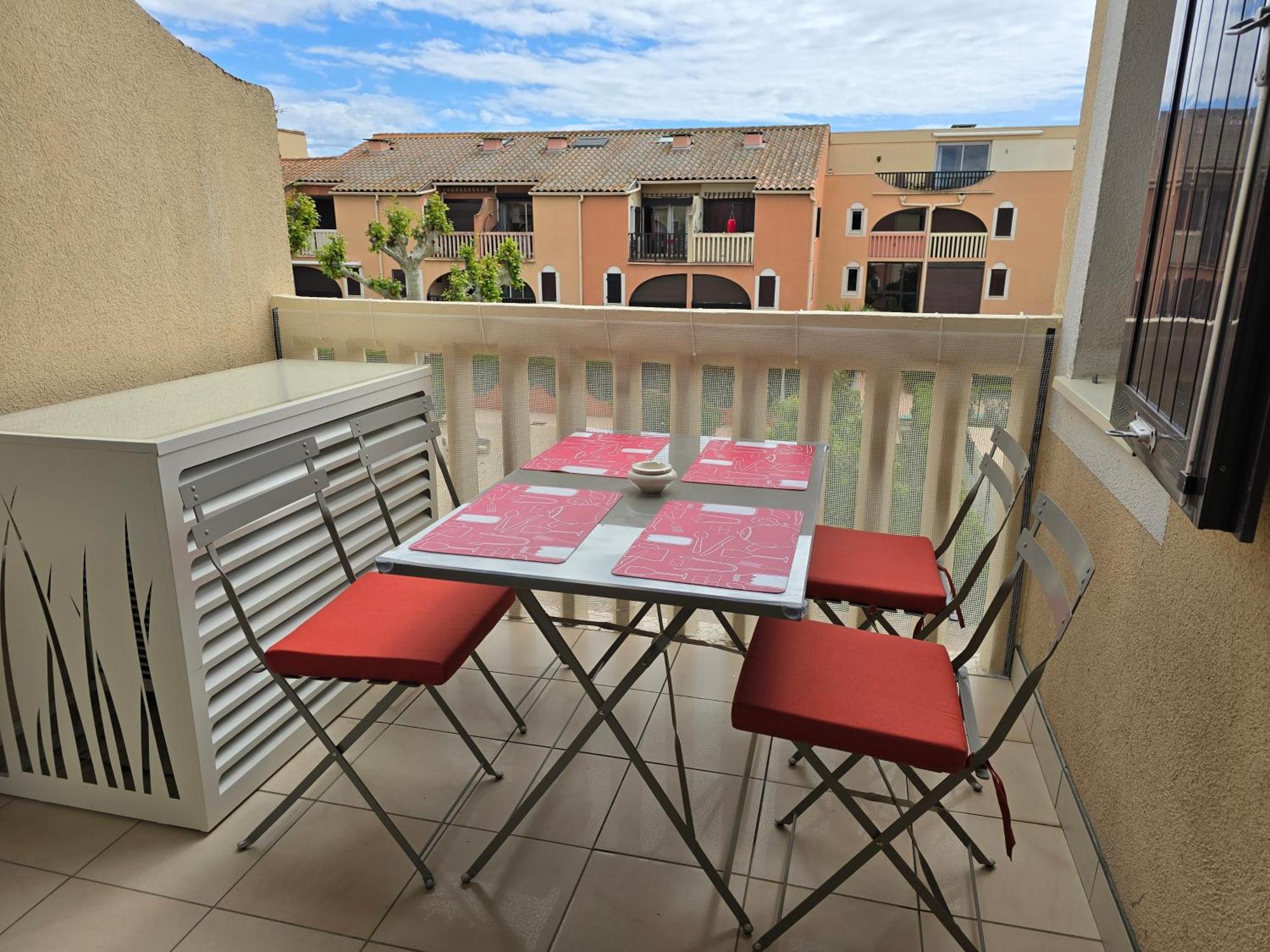 Duplex De 40m2 Avec Piscine A En Roussillon Appartamento *
