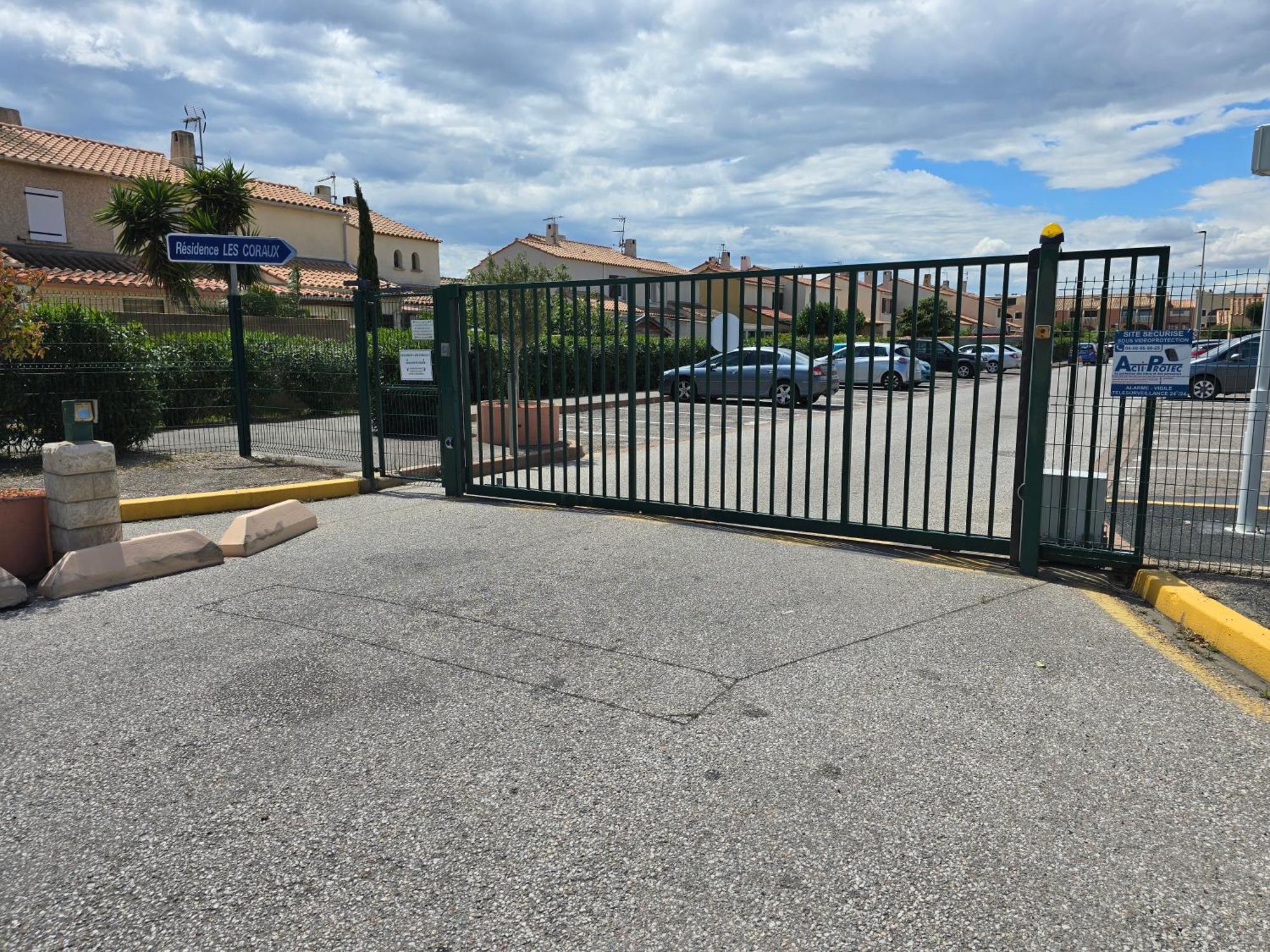 Duplex De 40m2 Avec Piscine A En Roussillon